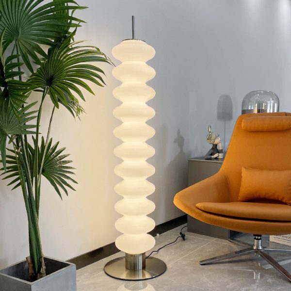 New Hot Stylish Personality Simple Living Room Hotel Bedroom Crescent Moon Floor Lamp